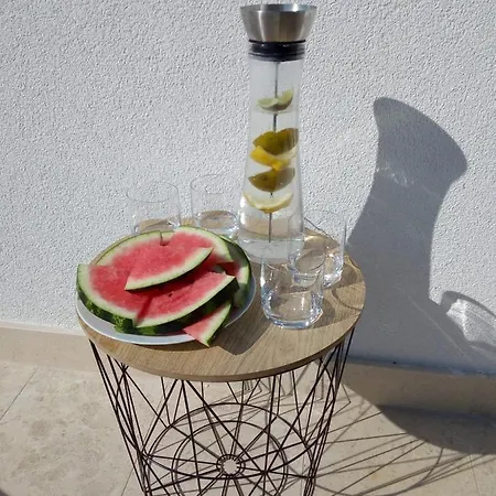Hrvatska *